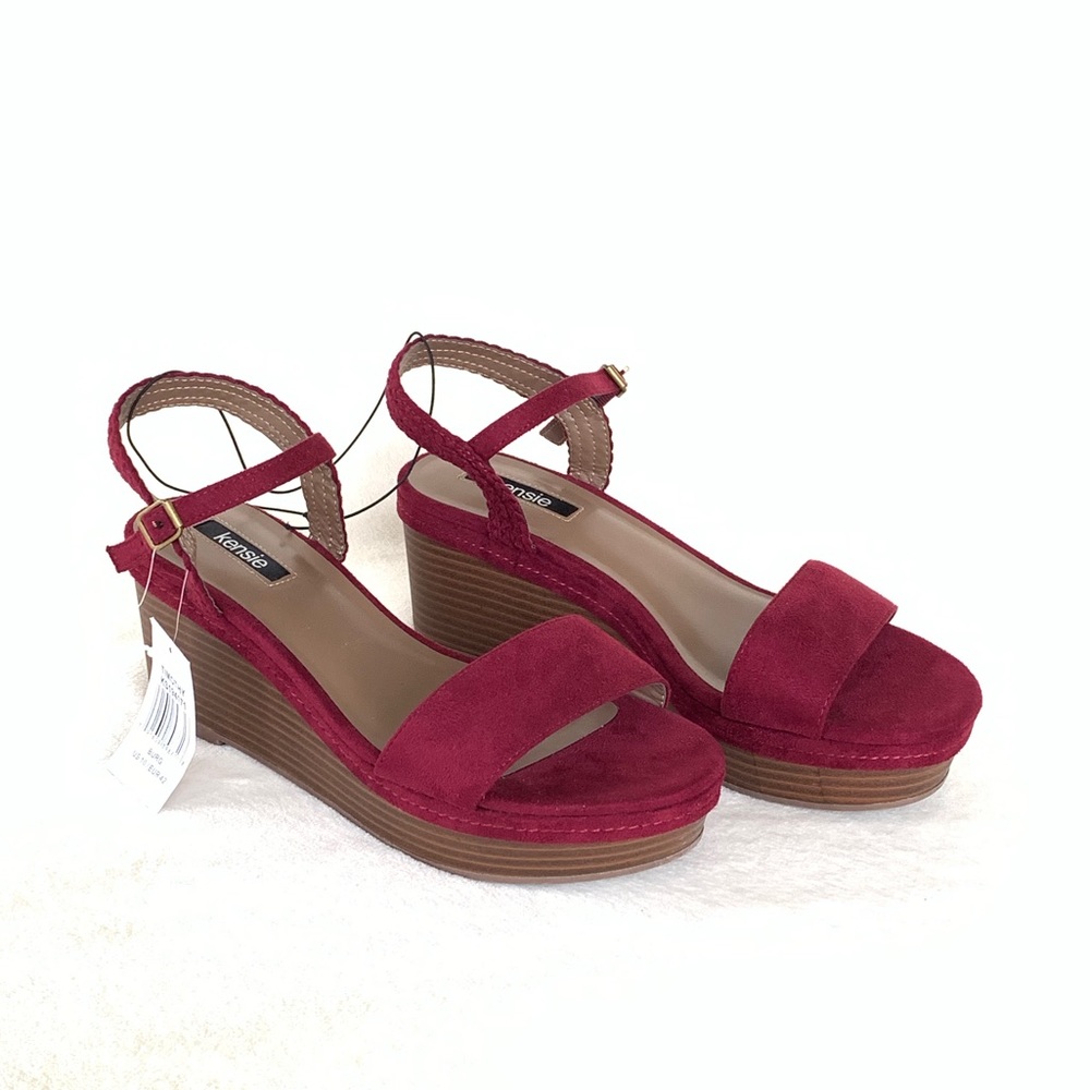 Kensie Burgundy “Timothy” Platform Sandals